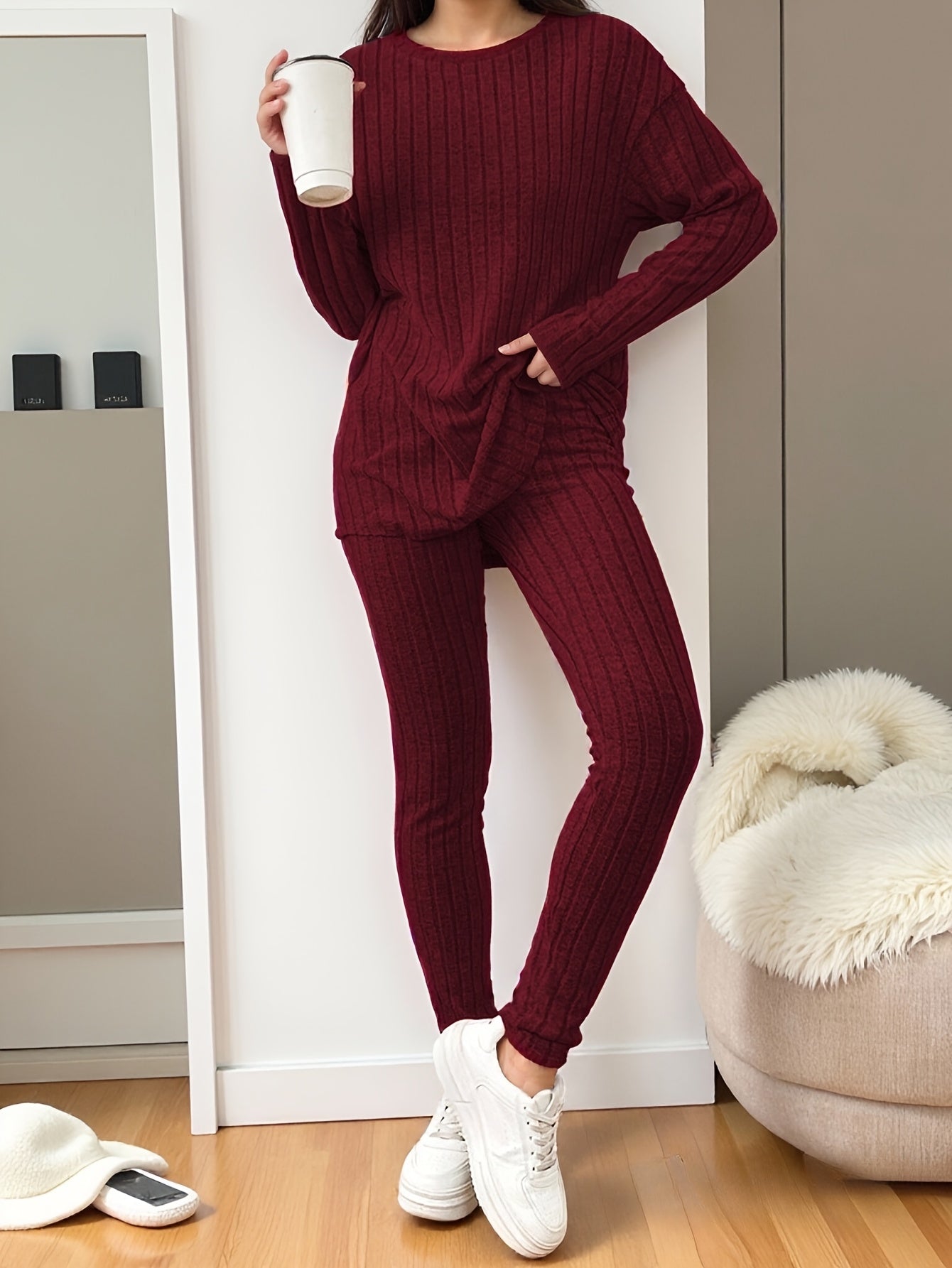 Conjunto Francês de Duas Peças com Textura Canelada para Mulher: T-Shirt + Leggings Texturizadas, Roupa Casual de Alta Qualidade, Nova Coleção Outono/Inverno, Roupa Casual, Estilo Casual, |Textura Canelada| Leggings Texturizadas, Conjunto Francês de Duas Peças para Mulher: T-shirt + Leggings Texturizadas