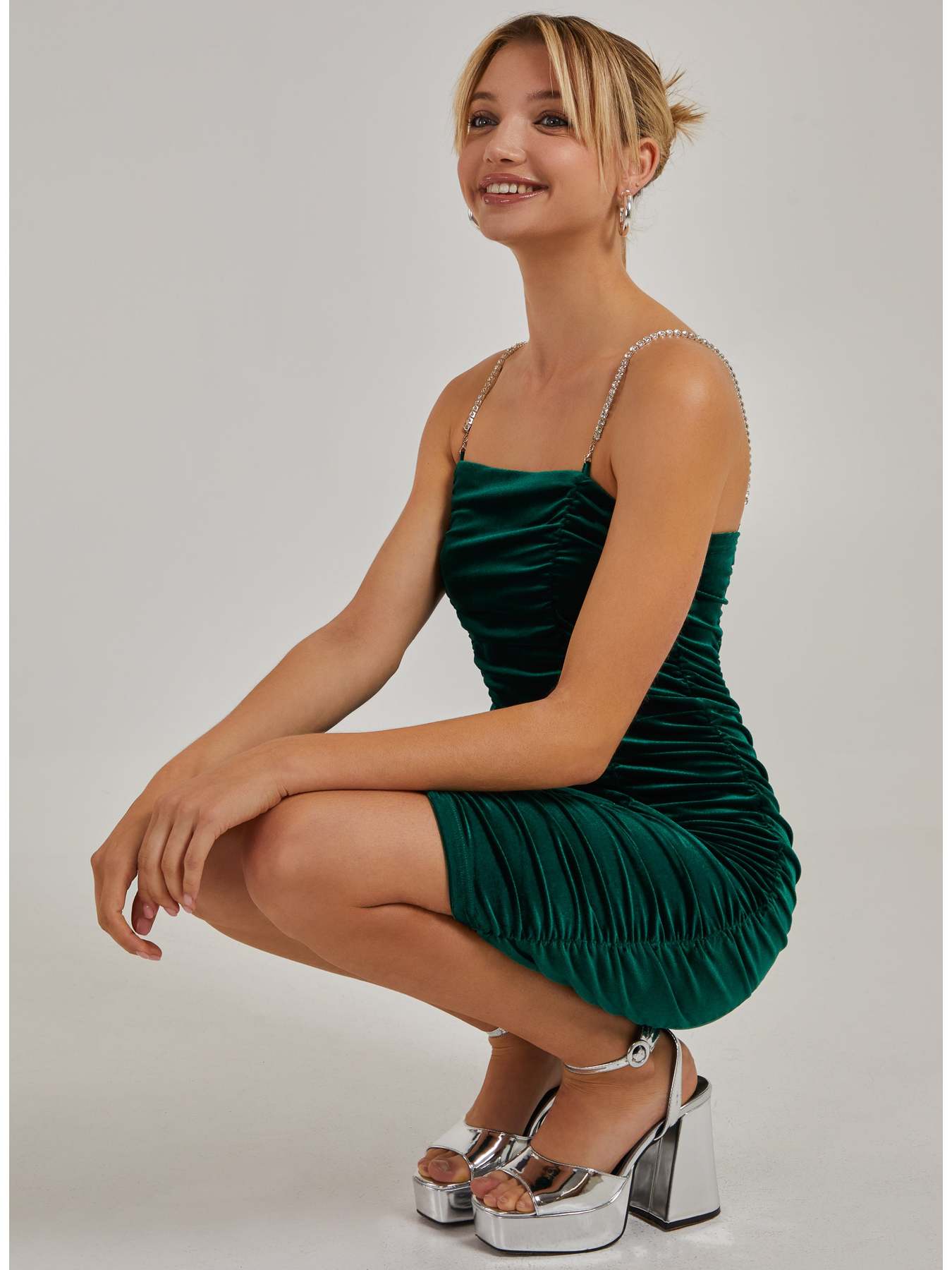 Vestido Mini de Veludo Frisado