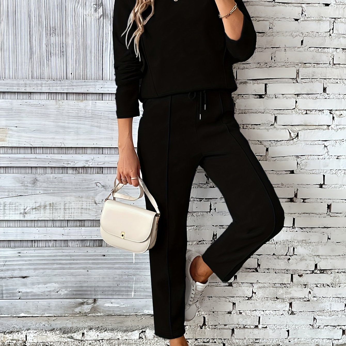 Chic Minimalist Women's Casual Set