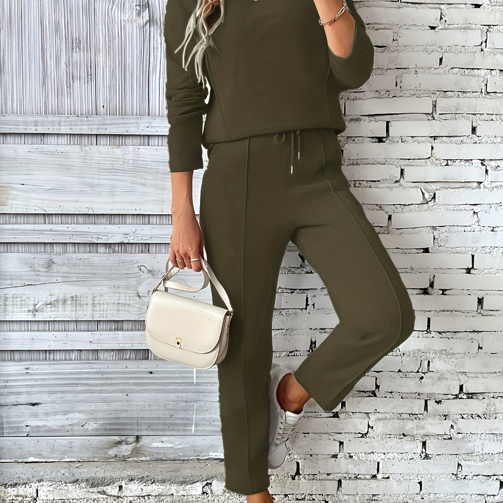 Chic Minimalist Women's Casual Set